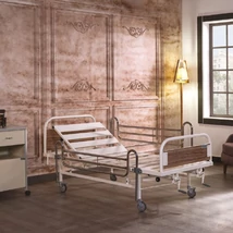 Betegápolási mechanikus ágy oldalkorláttal - láb+fej emelés