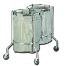 Kétrészes szennyesgyűjtő kocsi – kerekes