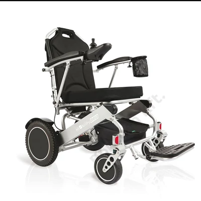 MOBILITY 860  mozgássérült elektromos kerekesszék – joystikkal